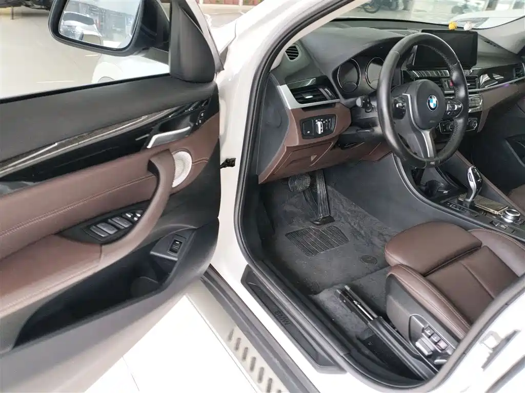 BMW X1 2021 — фото 15