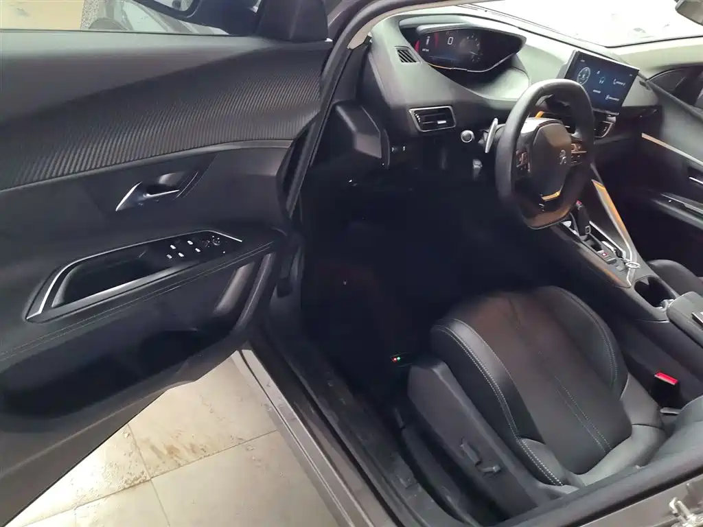 Peugeot 4008 2022 — фото 16