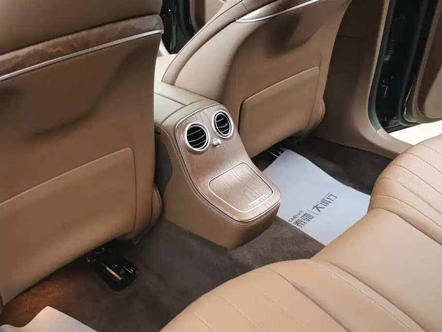 Mercedes-Benz E-Class 2023 — фото 20