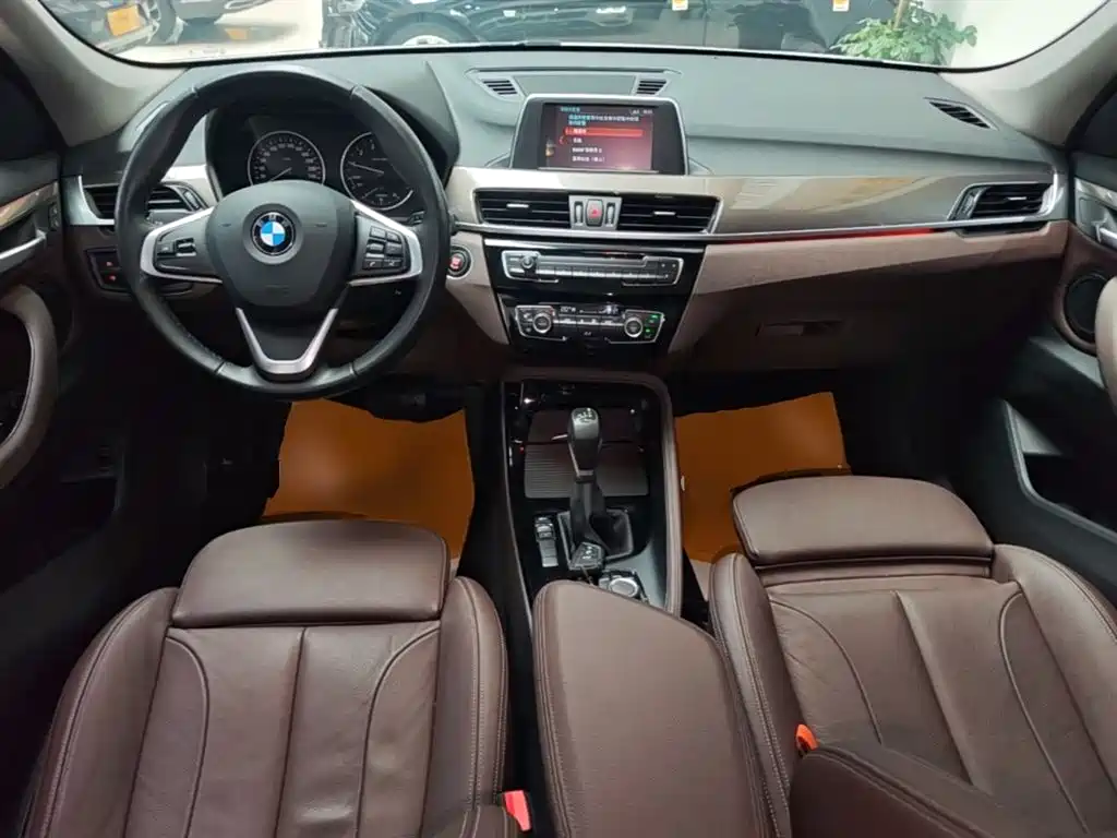 BMW X1 2018 — фото 10