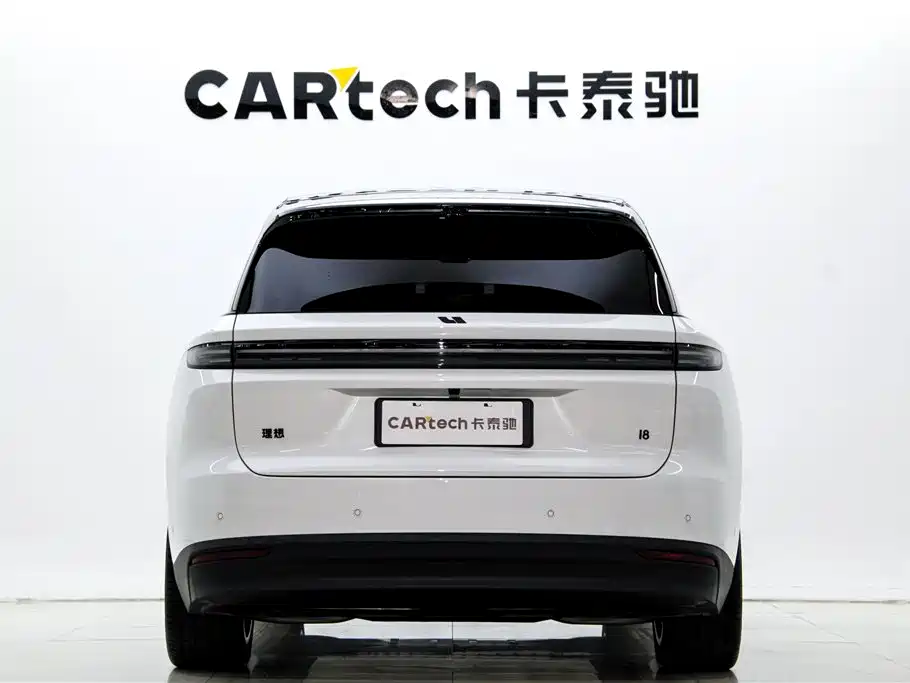 Li Auto i8 2026