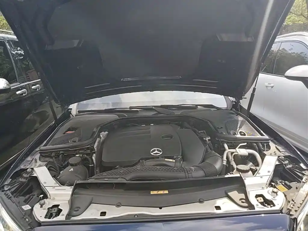 Mercedes-Benz E-Class 2020 — фото 20