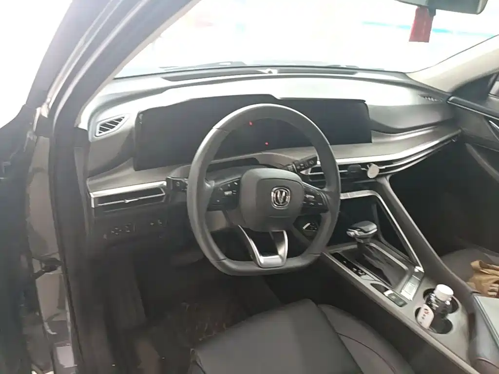 Changan CS35PLUS 2021 — фото 16