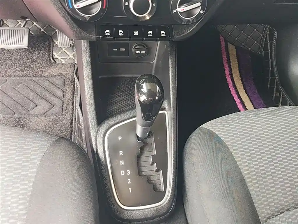 Hyundai Verna 2019 — фото 14