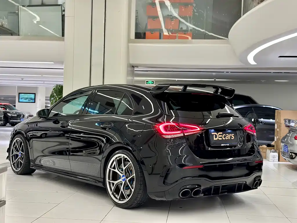 Mercedes-Benz A-Class AMG 2023 — фото 4