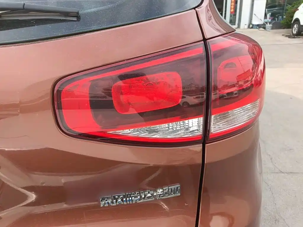 Kia KX3 2016 — фото 8