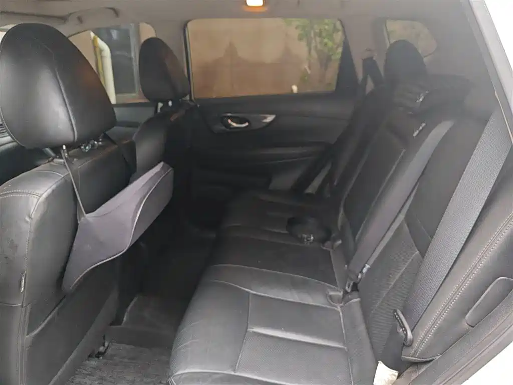 Nissan X-Trail 2018 — фото 15