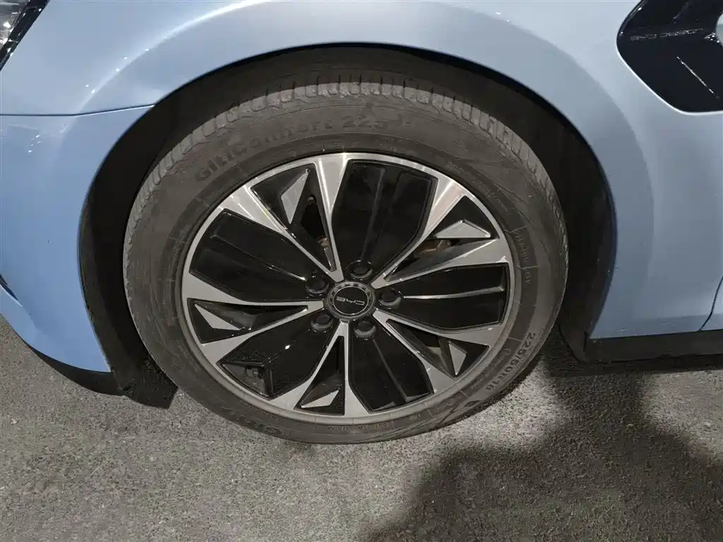 BYD Seal 2023 — фото 25
