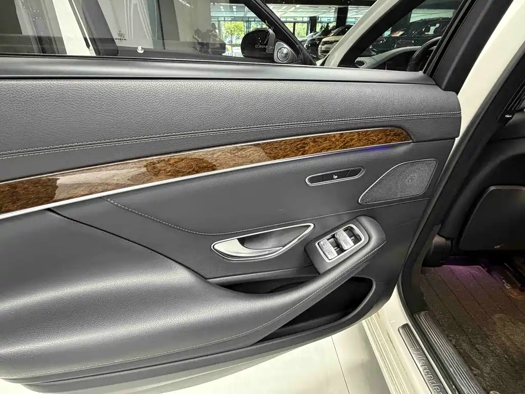 Mercedes-Benz S-Class 2015 — фото 9