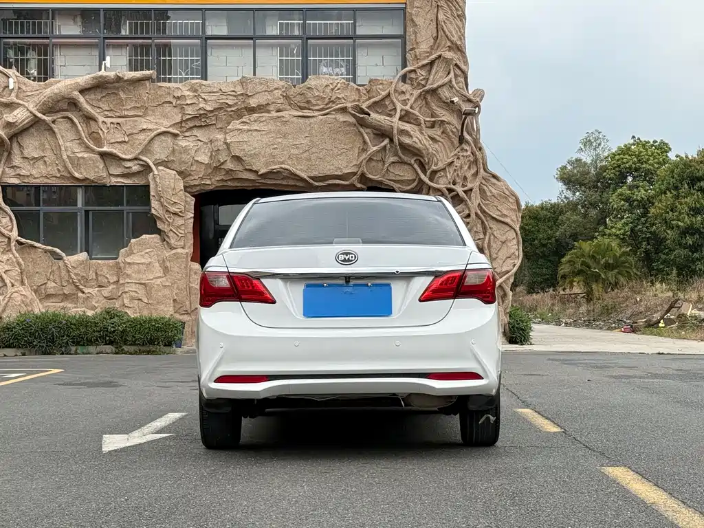 BYD F3 2021