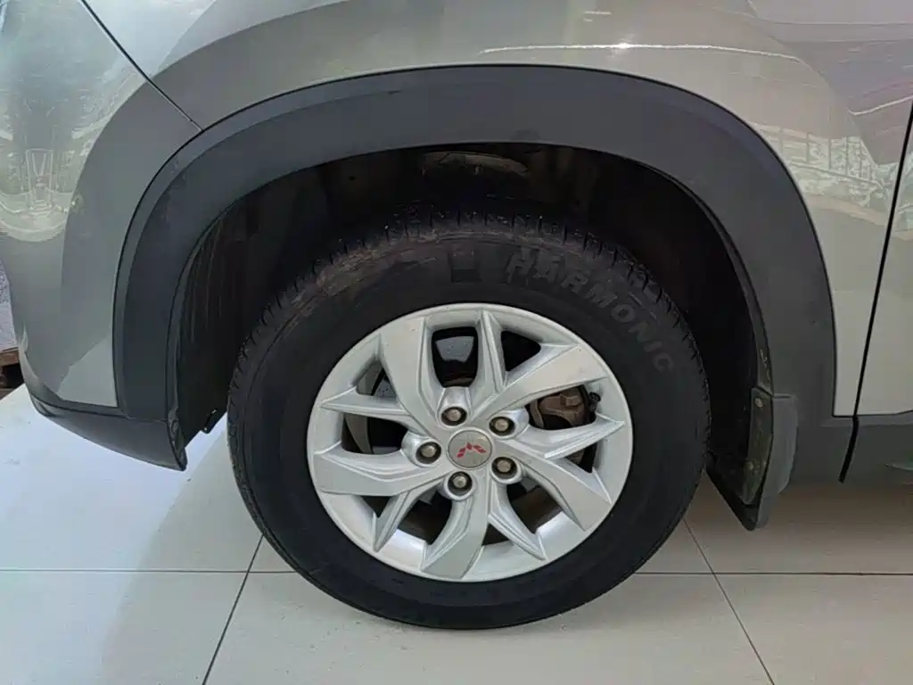 Wuling Hongguang S3 2020 — фото 23