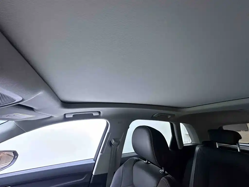 Audi Q3 2023 — фото 15