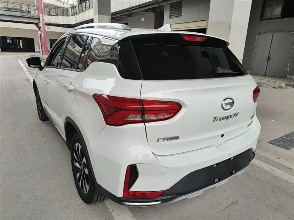 GAC Motor Trumpchi GS4 2019 — фото 5