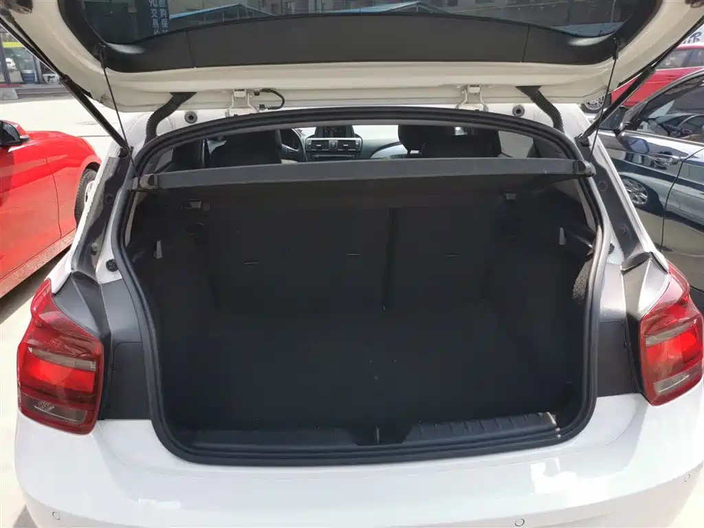 BMW 1 Series 2014 — фото 15
