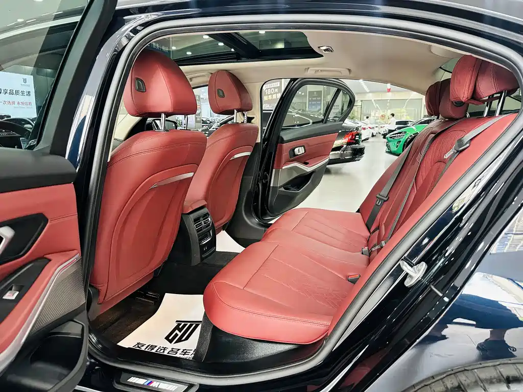 BMW 3 Series 2024