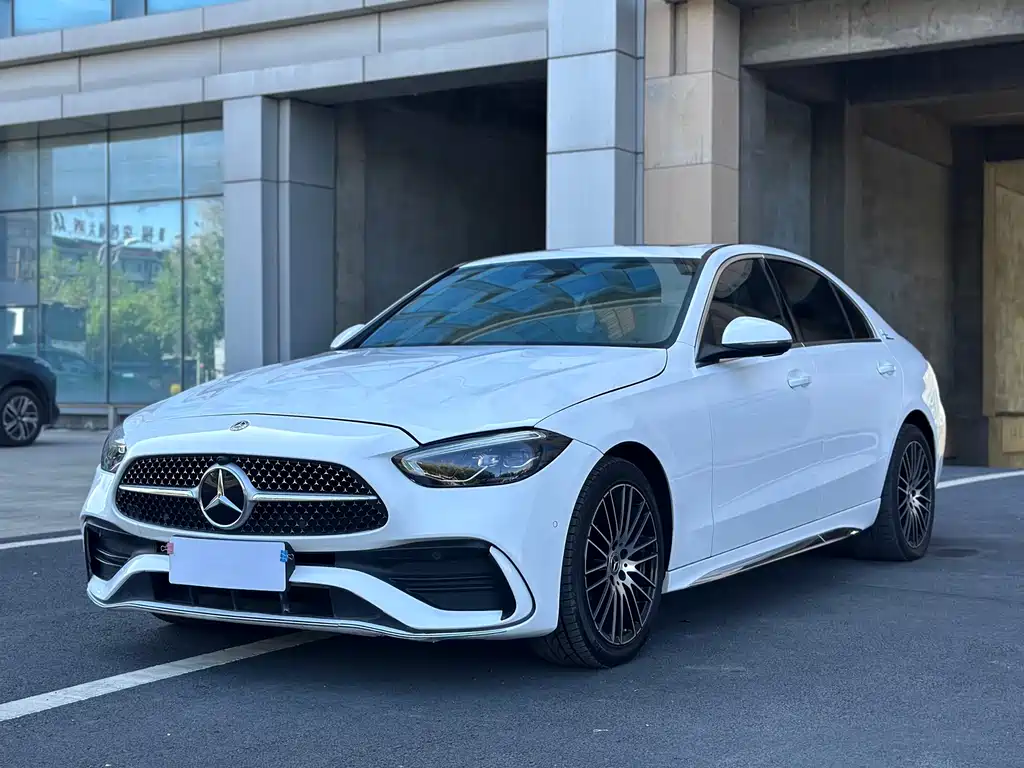 Mercedes-Benz C-Class 2022 — фото 1