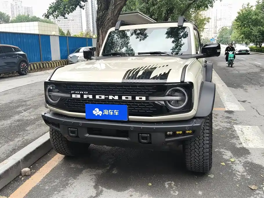 Ford Bronco 2025