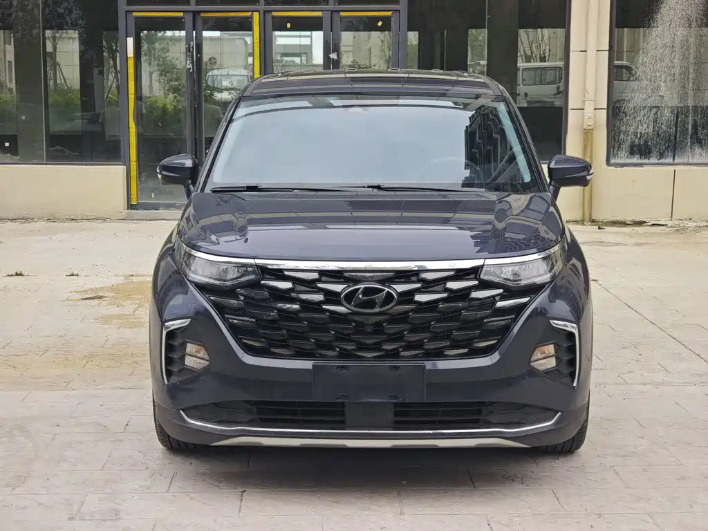 Hyundai Custo 2022 — фото 2