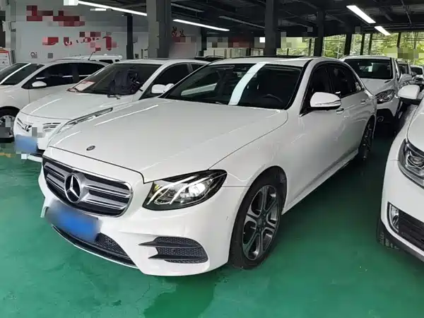 Mercedes-Benz E-Class 2016