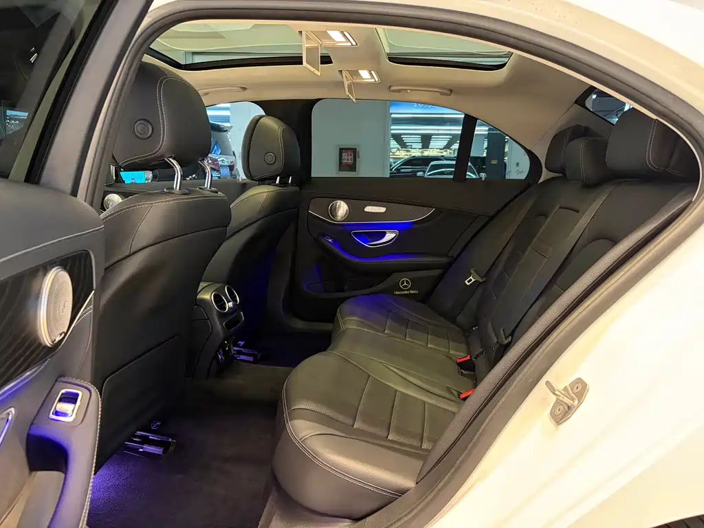 Mercedes-Benz C-Class 2020 — фото 13