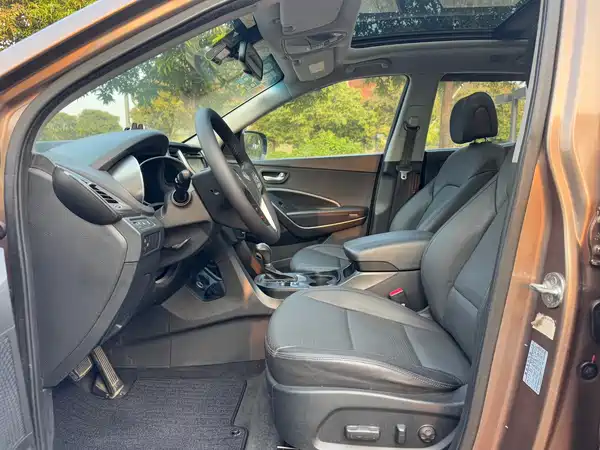 Hyundai Santa Fe 2013