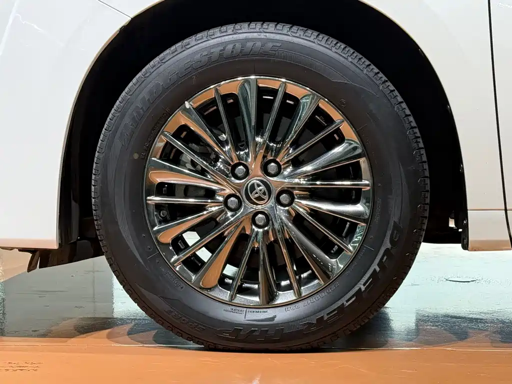 Toyota Vellfire 2020