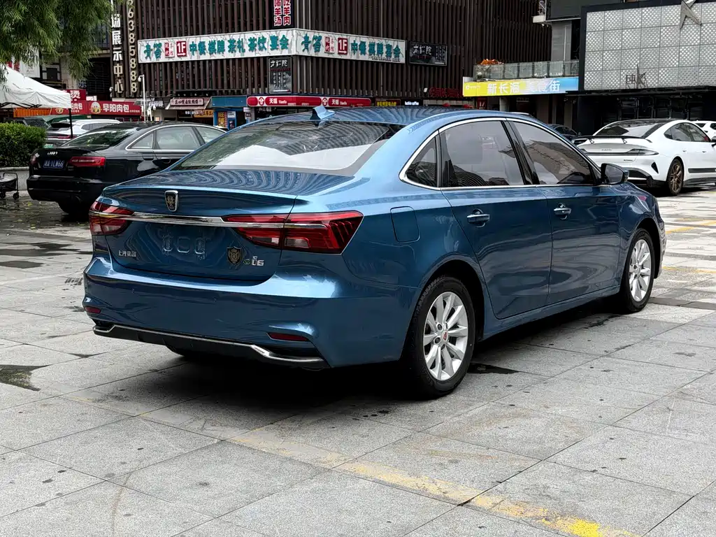 Roewe i6 New Energy 2018 — фото 4