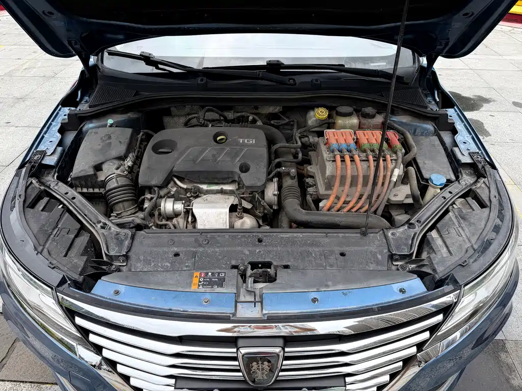 Roewe i6 New Energy 2018 — фото 14