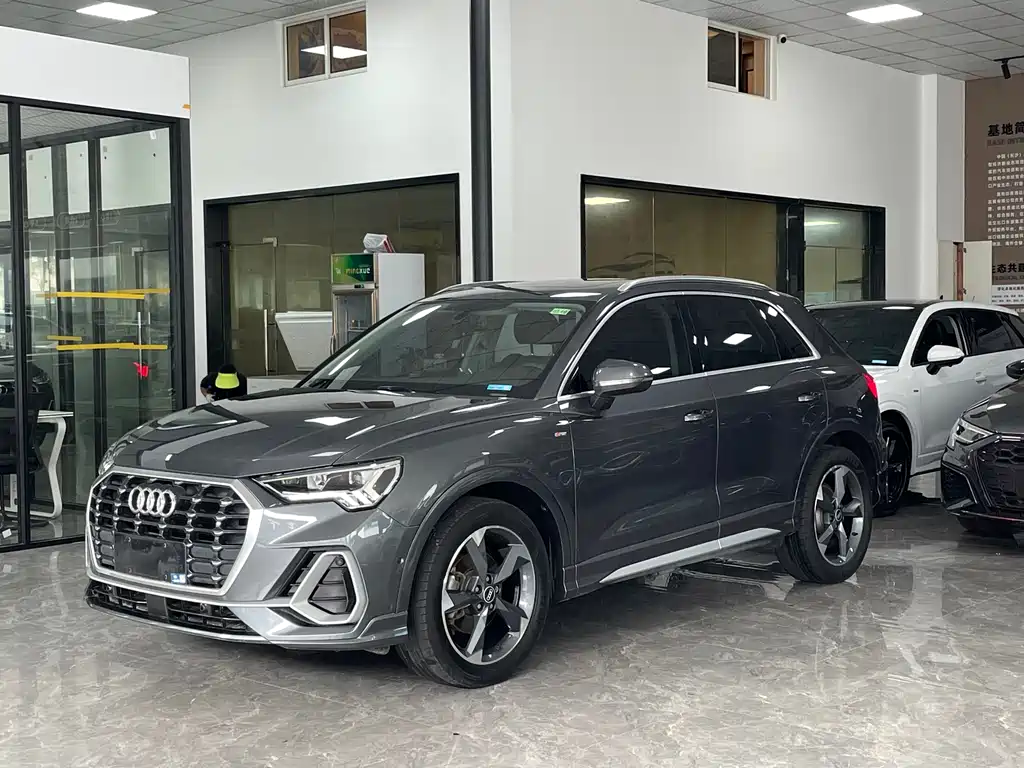 Audi Q3 2022