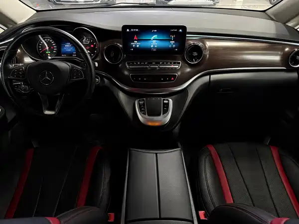Mercedes-Benz V-Class 2022