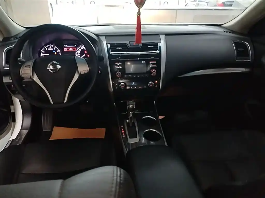 Nissan Teana 2015 — фото 6