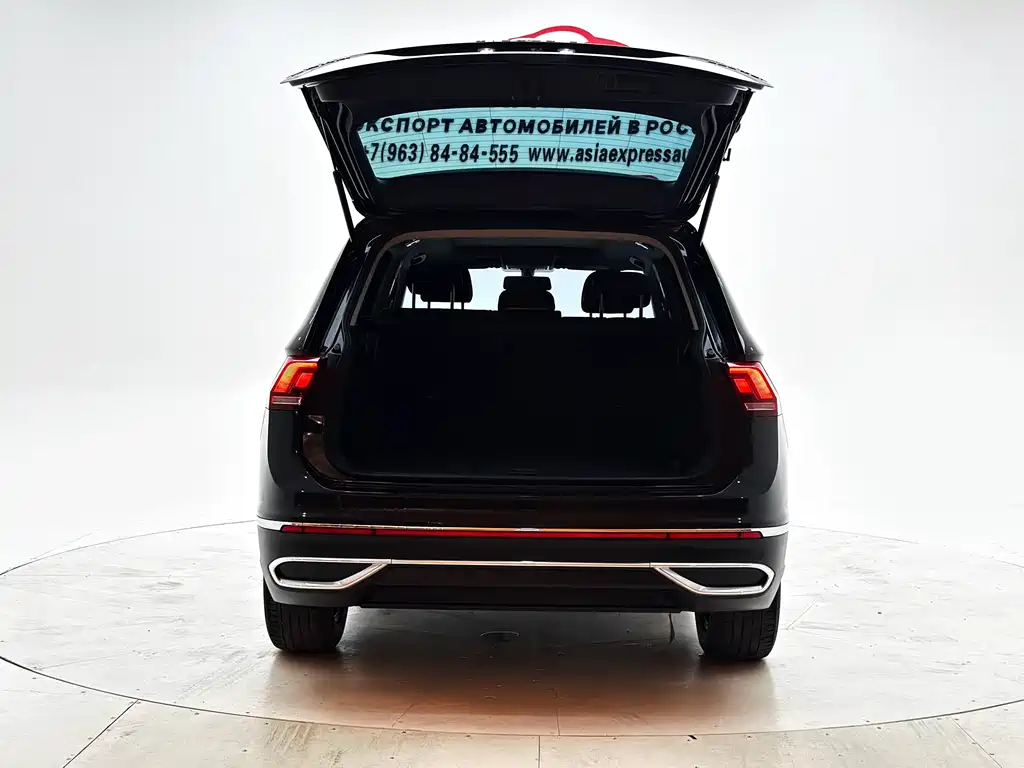 Volkswagen Tiguan L 2023 — фото 8