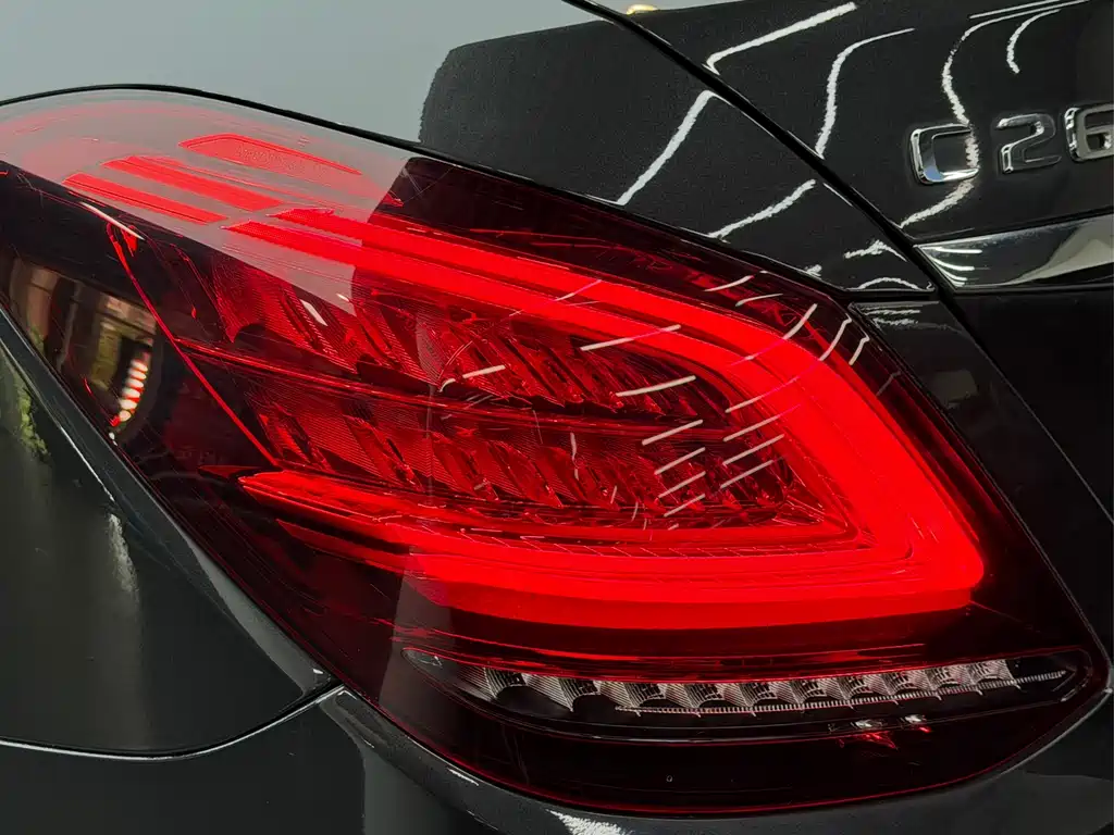Mercedes-Benz C-Class 2020 — фото 17