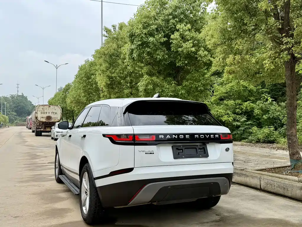 Land Rover Velar 2019 — фото 8