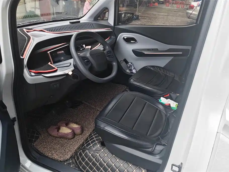 Wuling Nano EV 2022 — фото 11