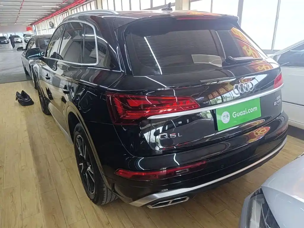 Audi Q5L 2025