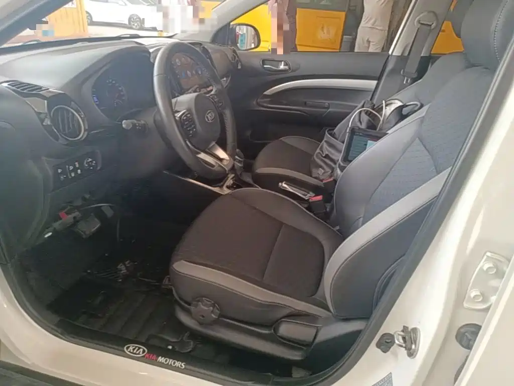 Kia KX1 2020 — фото 15