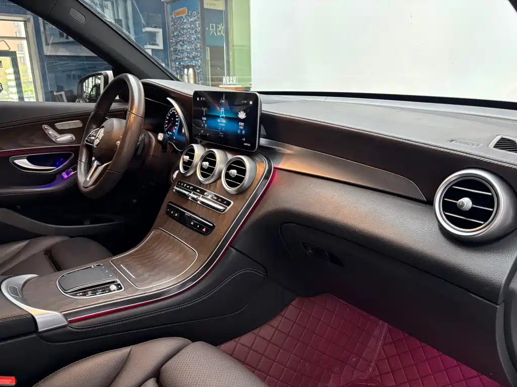 Mercedes-Benz GLC 2020 — фото 12