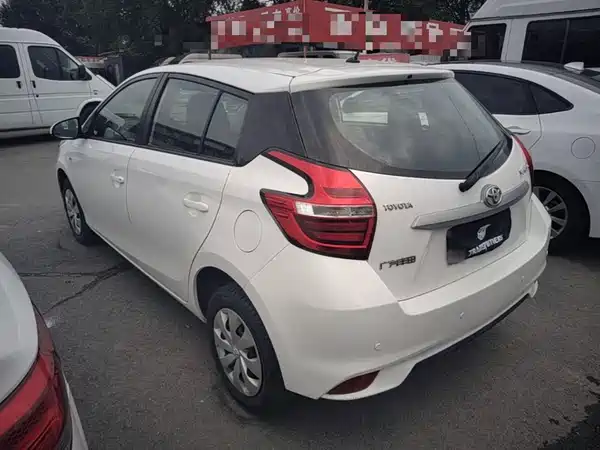 Toyota Yaris L 2017