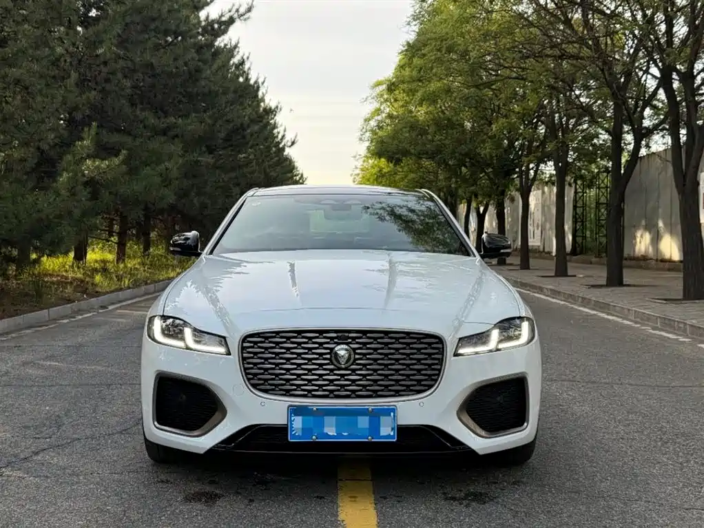 Jaguar XFL 2024