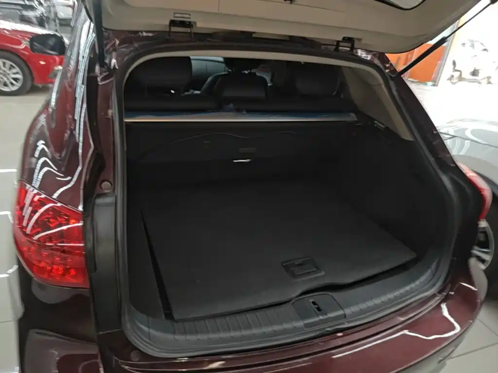 Infiniti QX50 2017 — фото 15