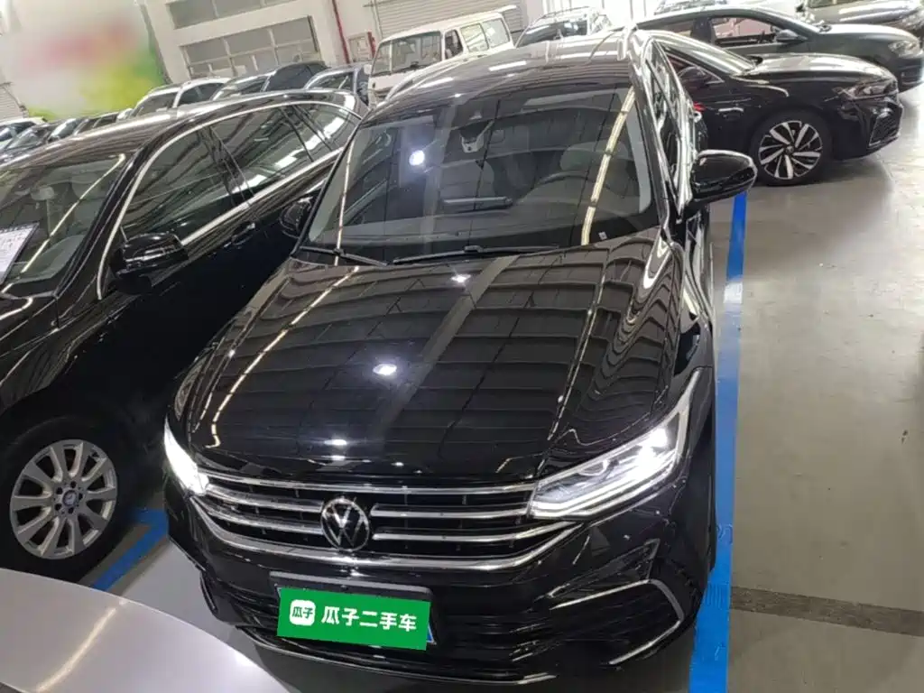 Volkswagen Tiguan L 2023
