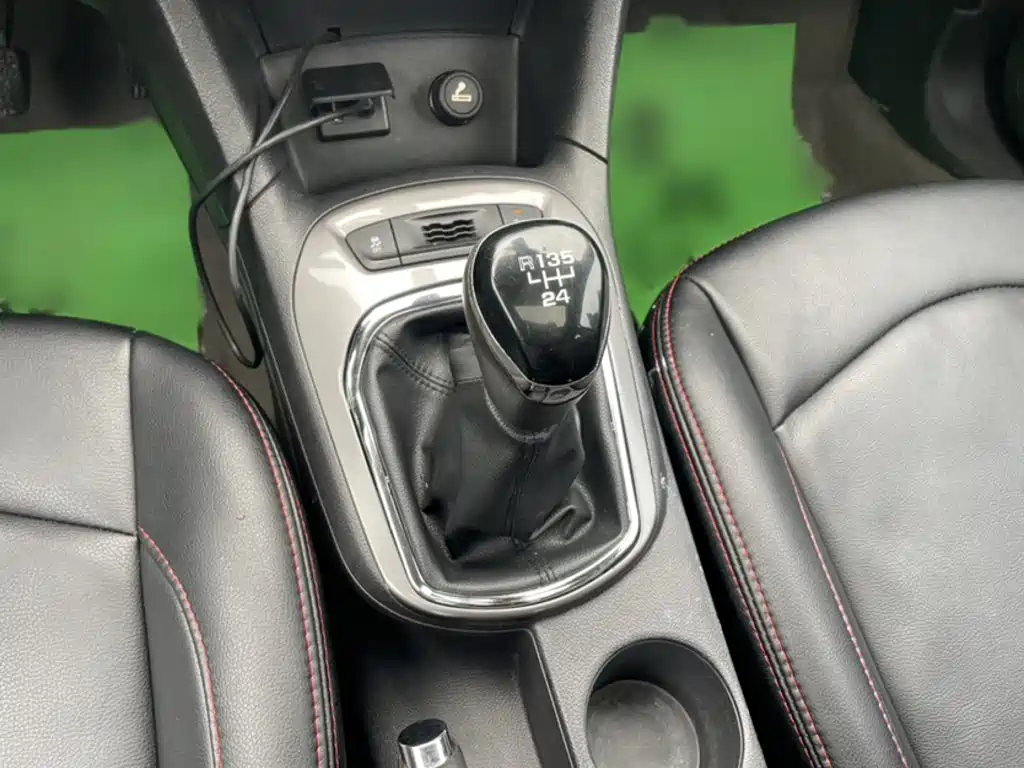 Chevrolet Cruze 2015 — фото 12