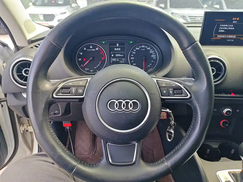 Audi A3 2016 — фото 11