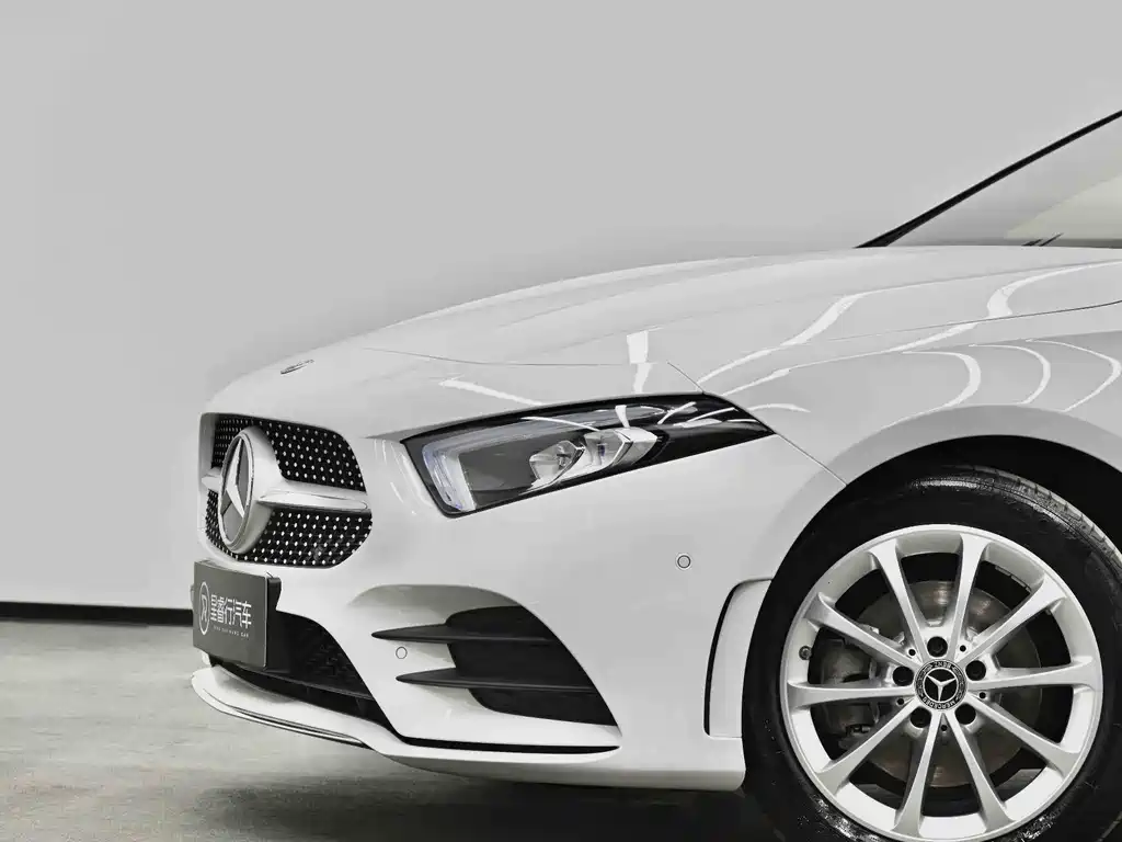 Mercedes-Benz A-Class 2022 — фото 15