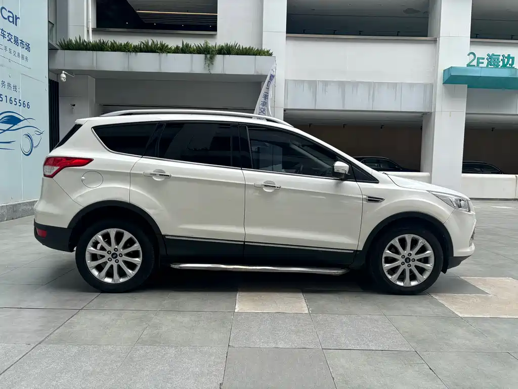Ford Kuga 2014 — фото 4