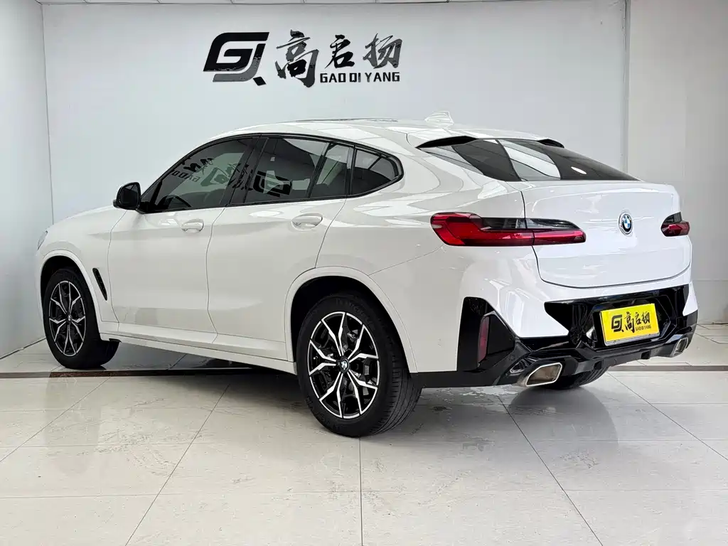 BMW X4 2022 — фото 27