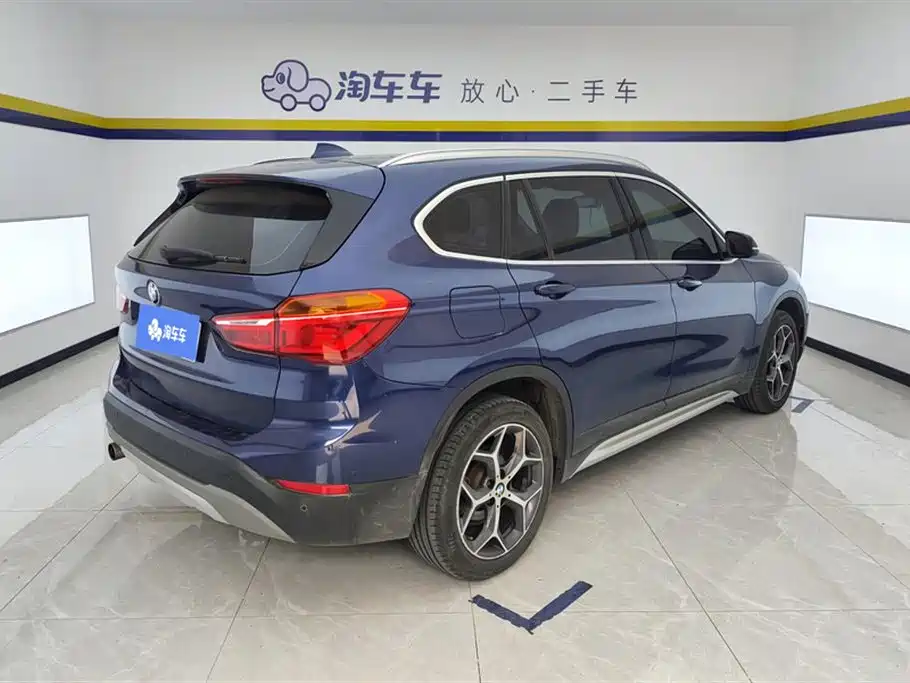 BMW X1 2019 — фото 3