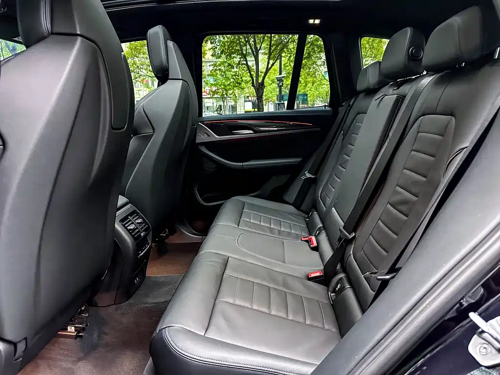 BMW X3 M40i 2025 — фото 15
