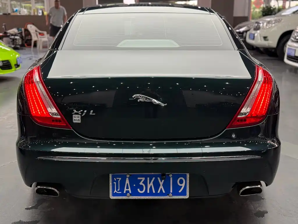 Jaguar XJ 2012